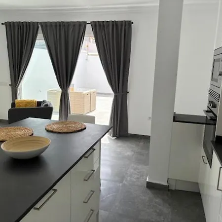 La Caracola El Medano Apartman *